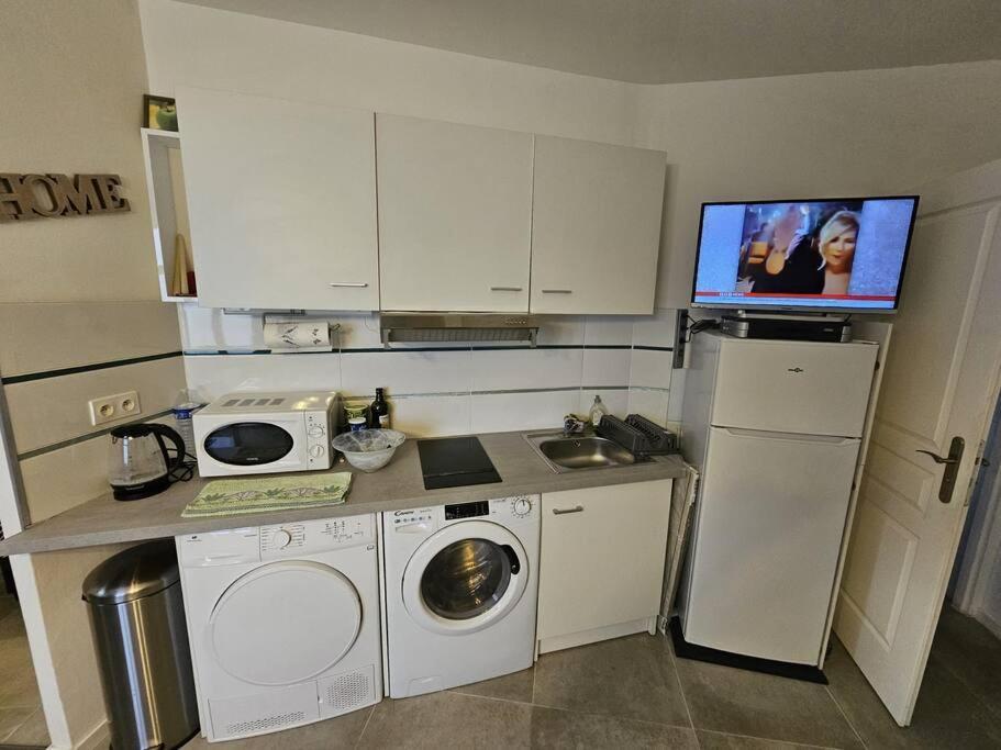 Studio Tout Equipe Et Chaleureux En Rez De Chaussee, Parfait Pour Explorer Montpellier Eksteriør bilde